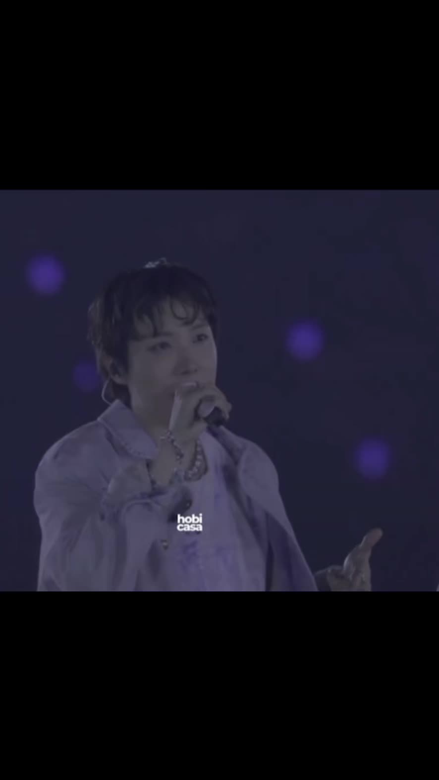 @moonchild⁷ i hi5 Jin😭💜