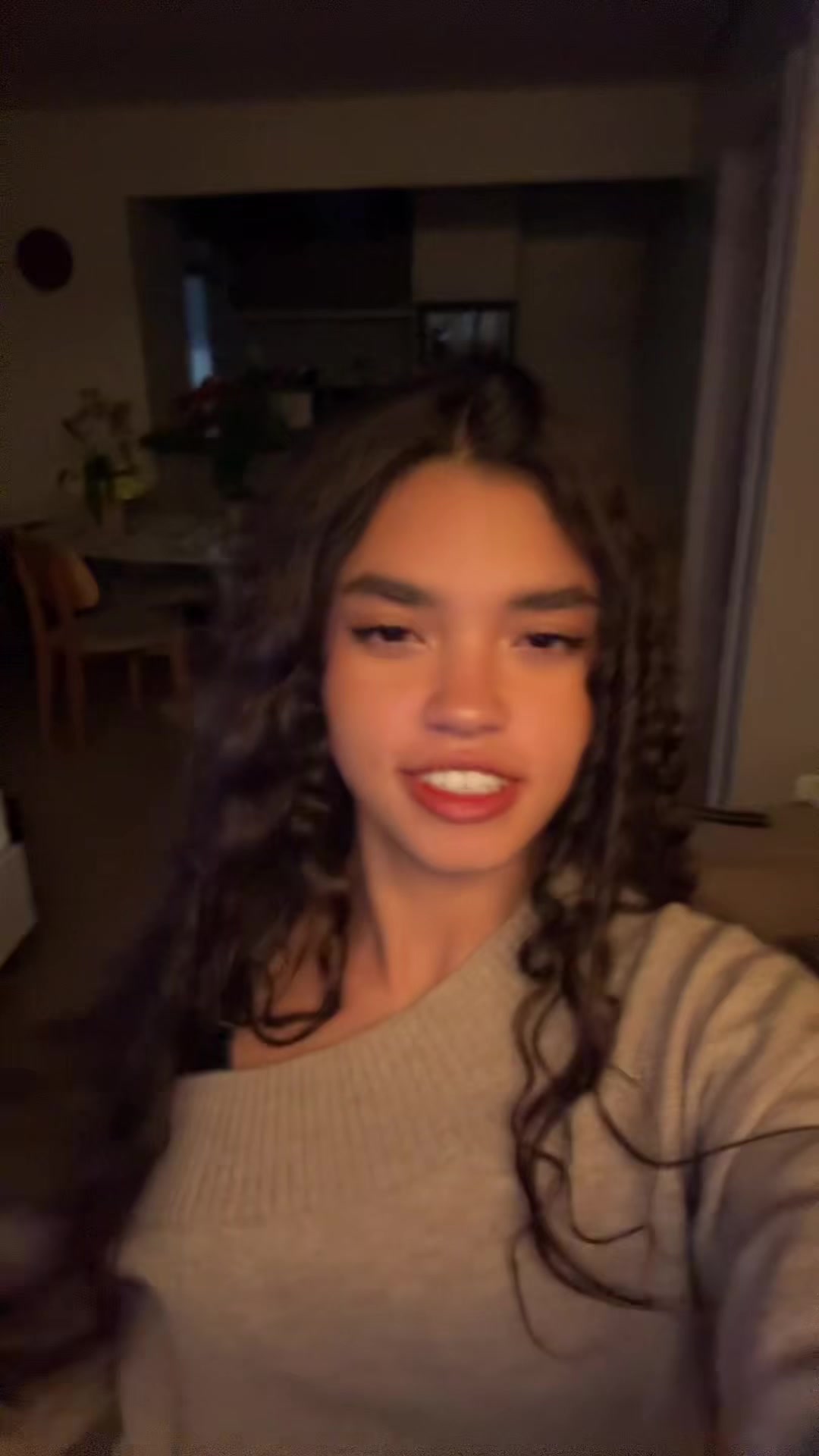 @SISI