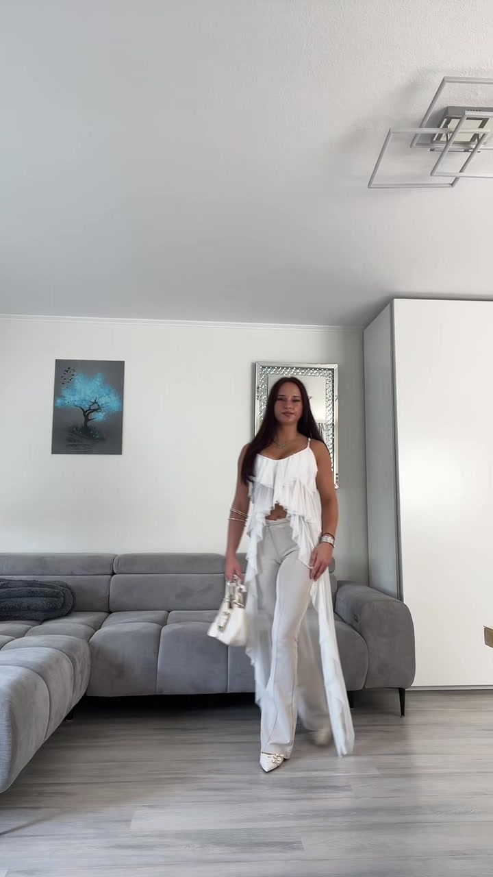 @Vivi