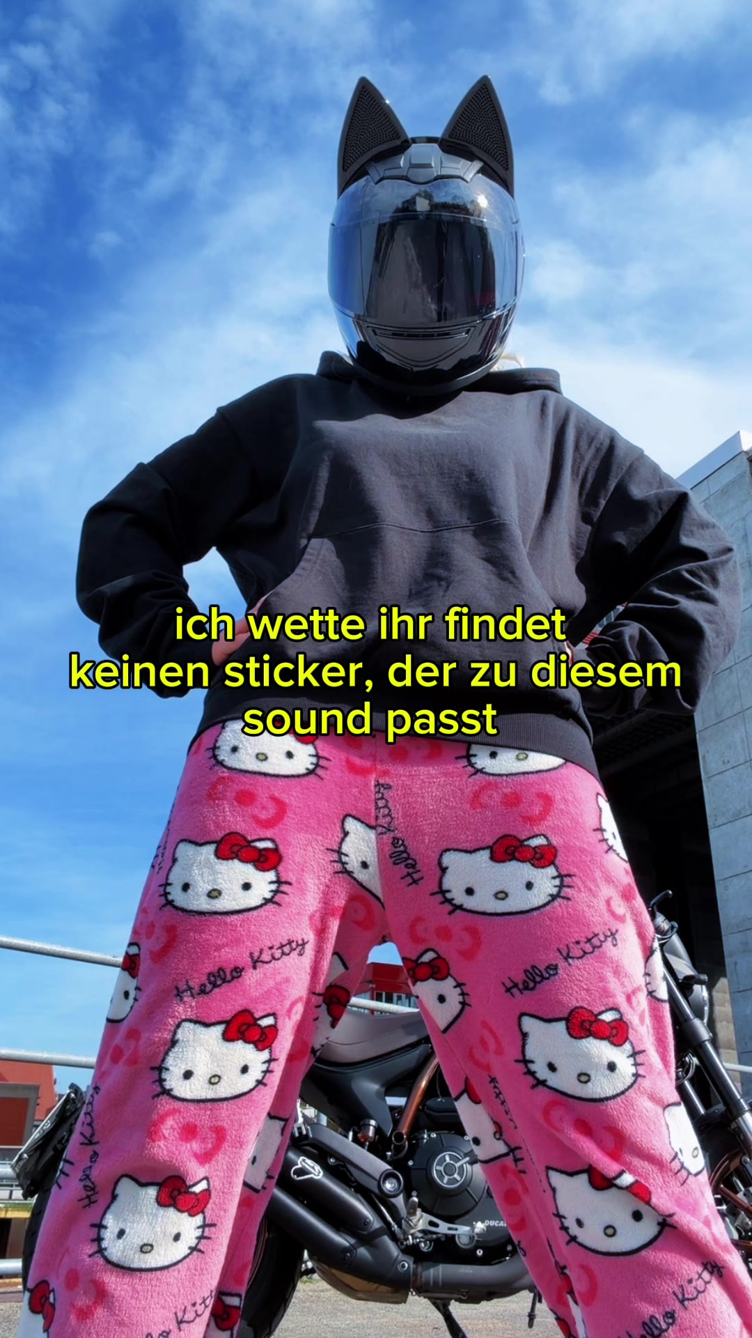 @Elina