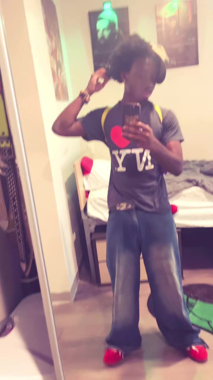 @YOUTUBE: I am sensational