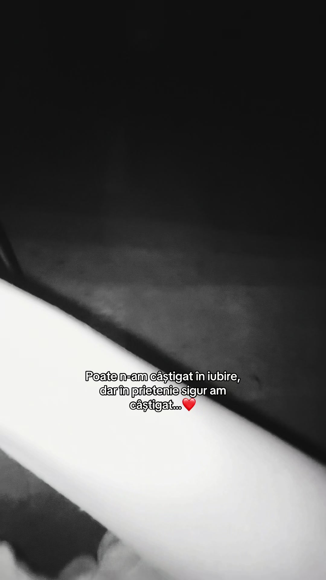 @𝙋𝙄𝙉𝙕𝘼𝙍𝙄 𝙑𝘼𝙉𝙀𝙎𝘼 🪽