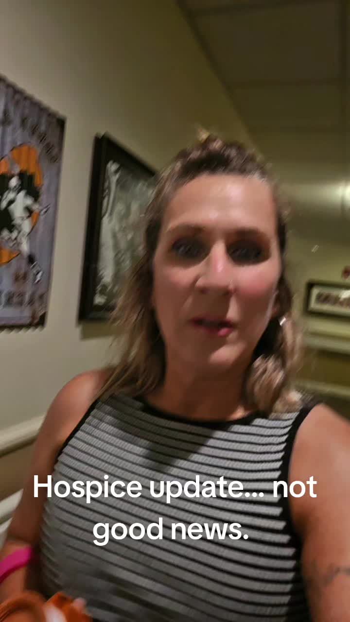 @FoxyRoxyLovesYou