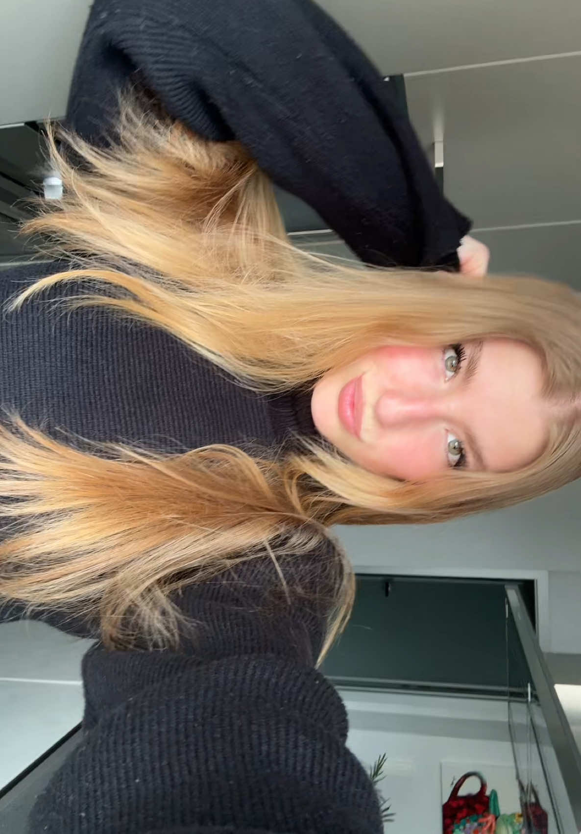 @mishelbratikovaaa