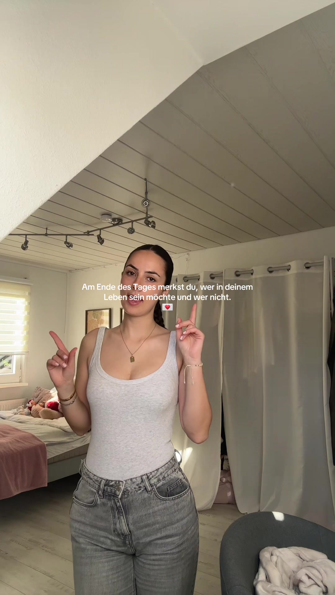 @larissa