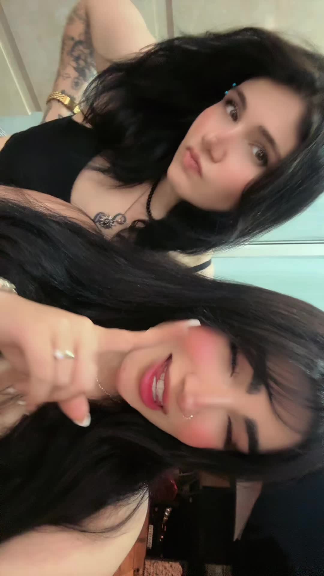 @ferial_nik
