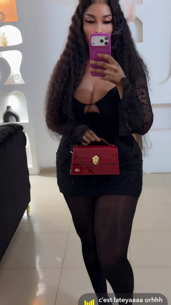 @Miss Dior😍
