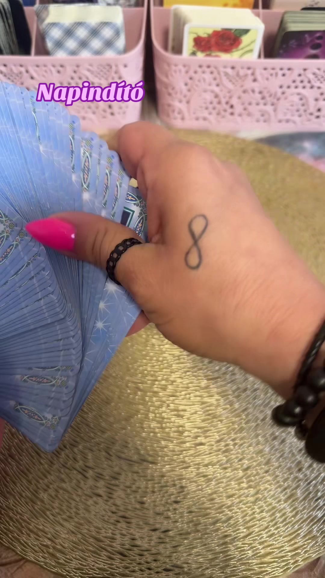 @csakmoni🇭🇺🇩🇪