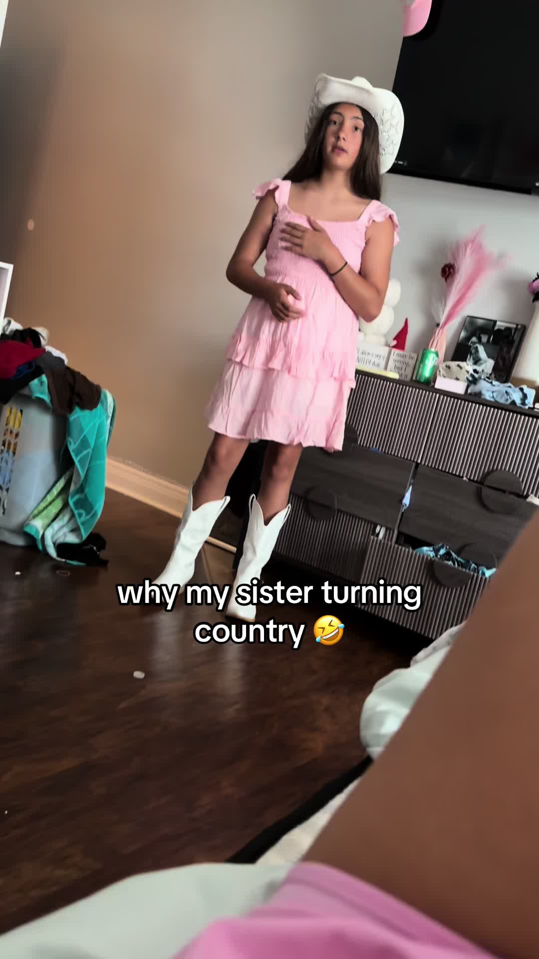 @bella