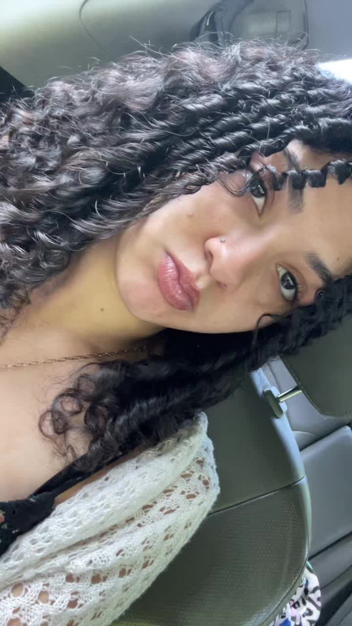 @naomi