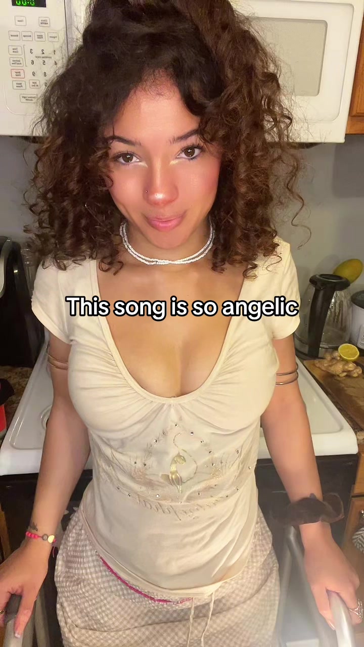@Aaliyah