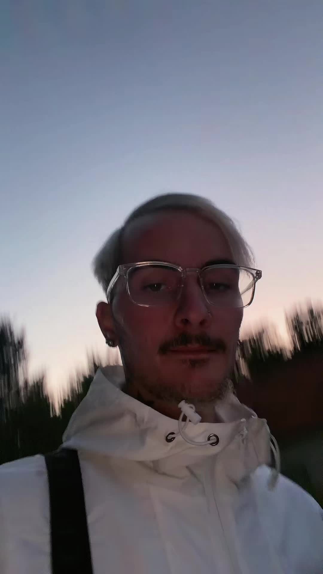 @𝔐𝔞𝔷𝔬𝔲𝔱.02