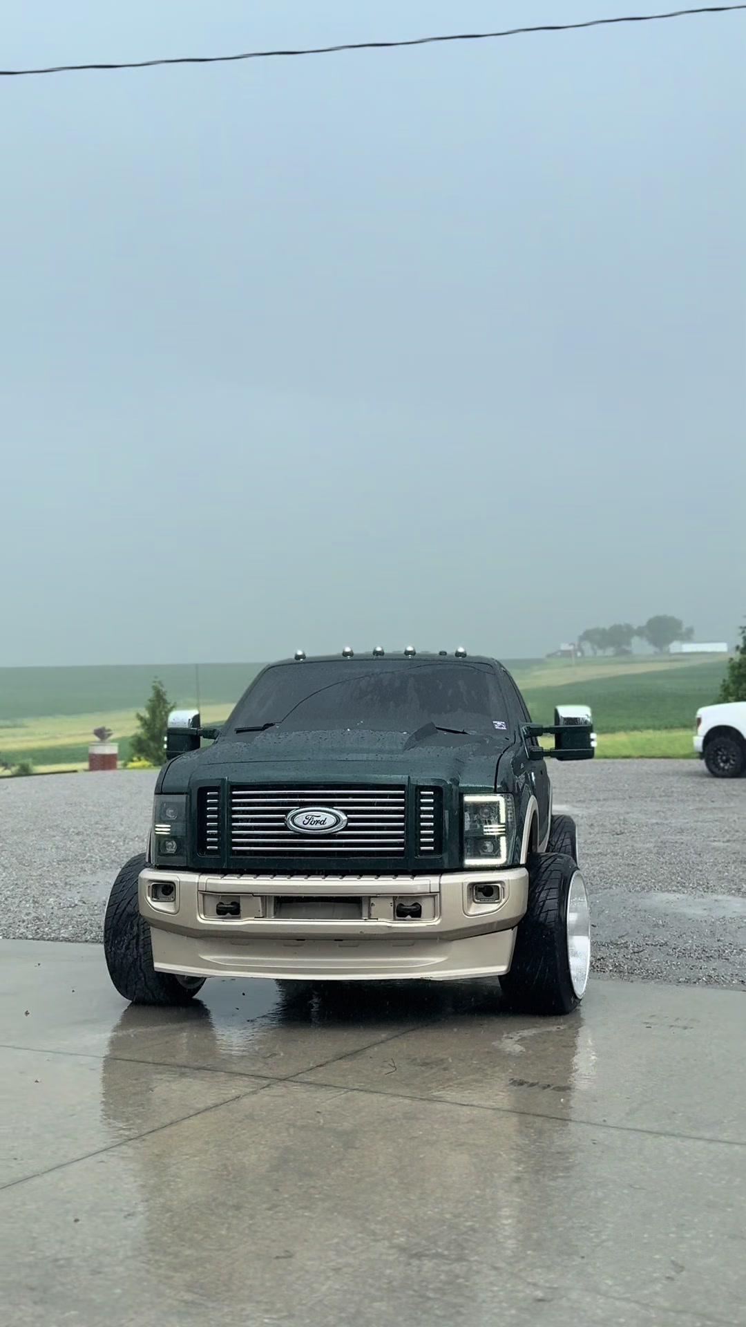 @𝔢𝔪𝔢𝔯𝔰𝔬𝔫 👑