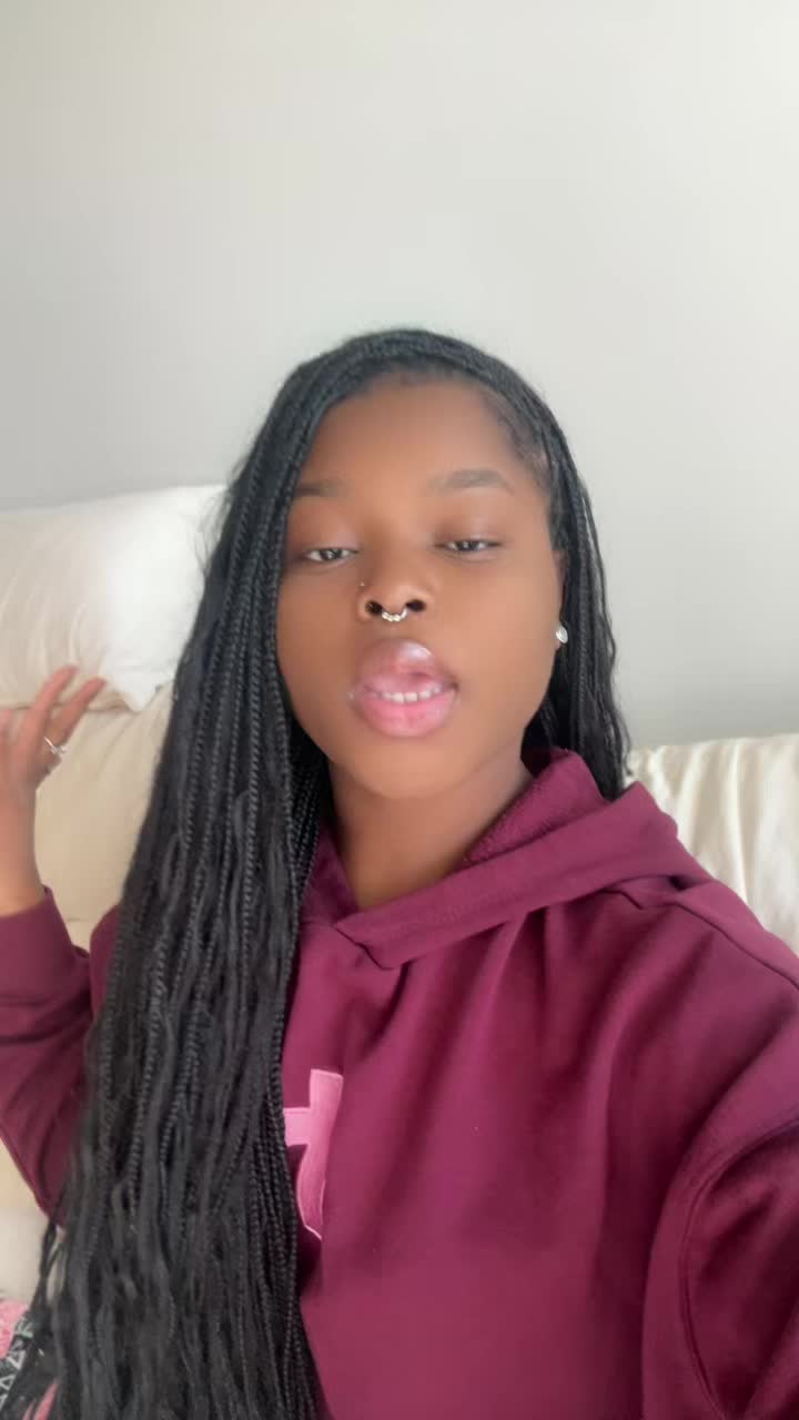@YOUTUBE: NyaireNicole 💗
