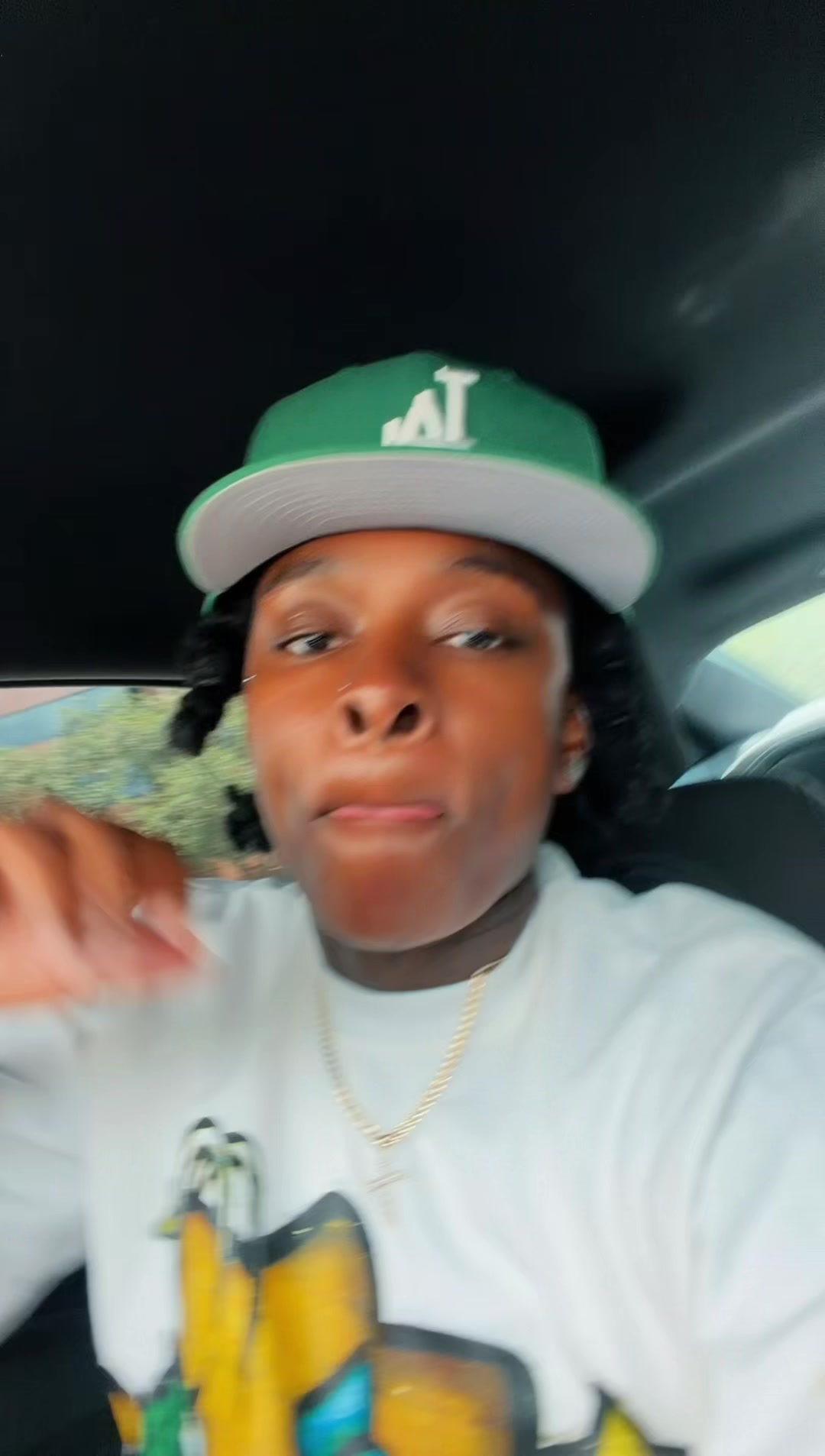 @DeFromTheSipp