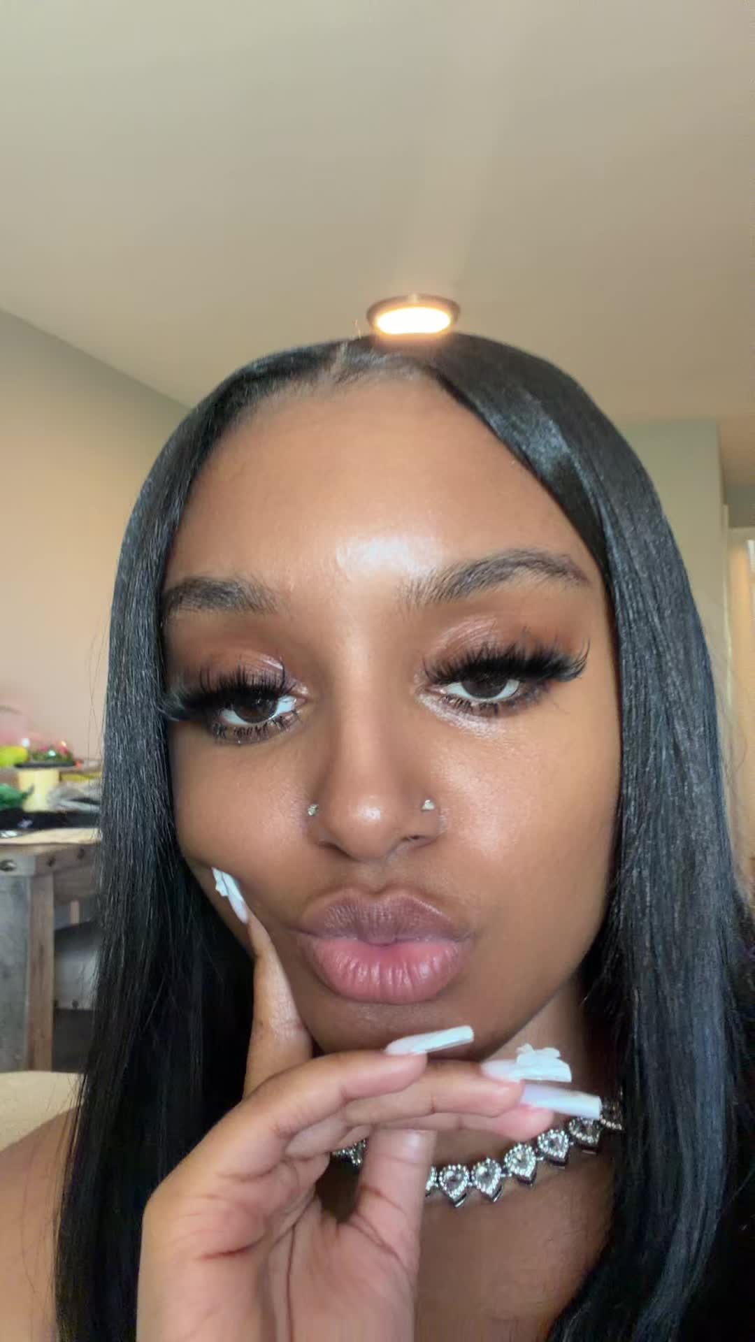 @leahrayeee