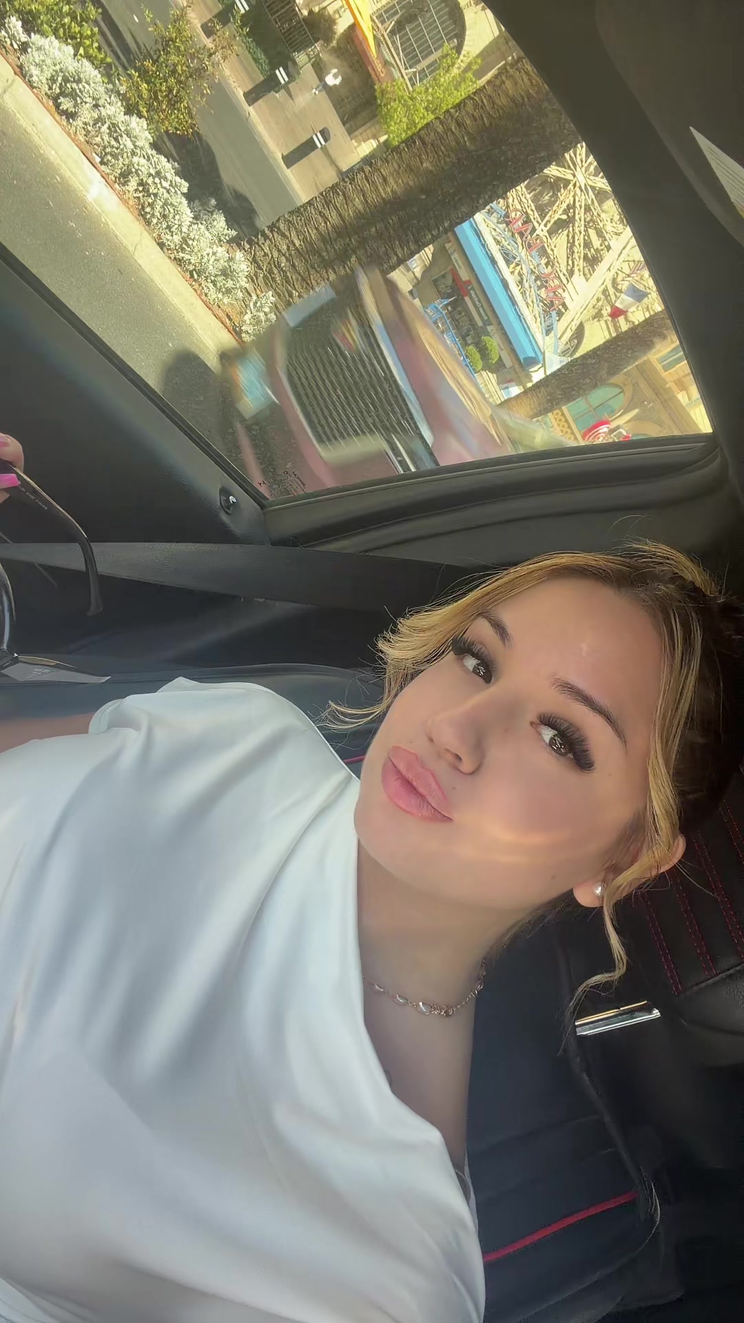 @Kar.