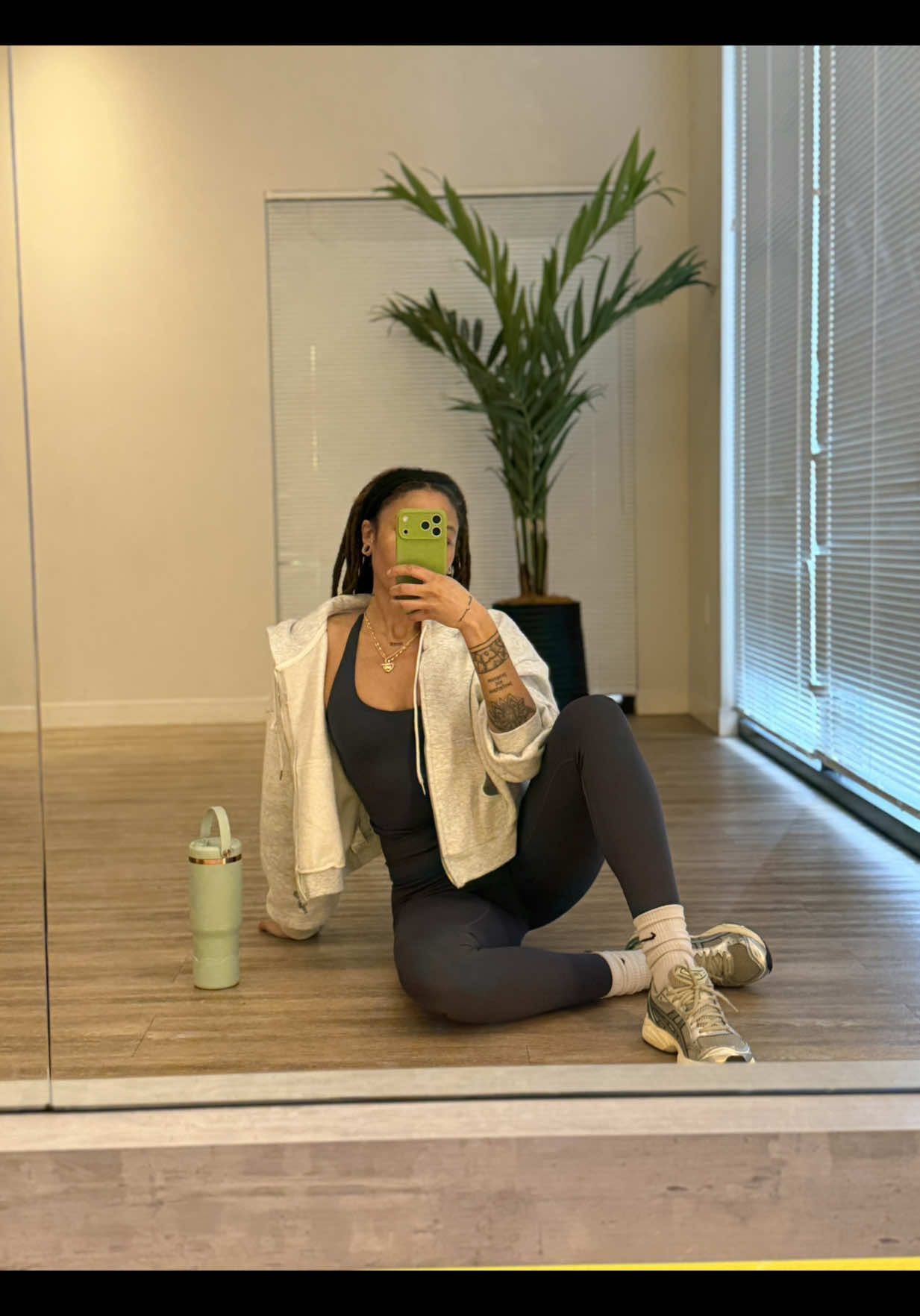 @miya.nicole__