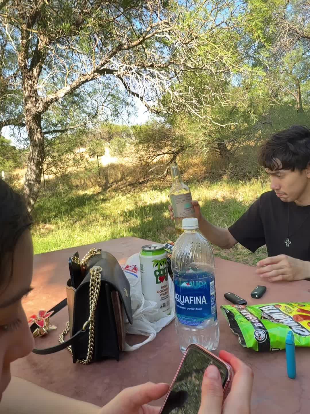 @j9