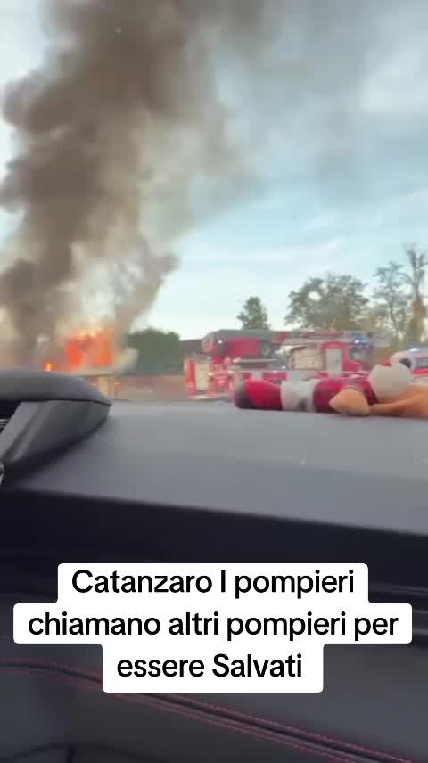@Vitaliano Corasoniti