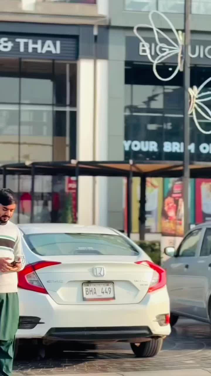 @𝐒𝐀𝐌𝐈🖤