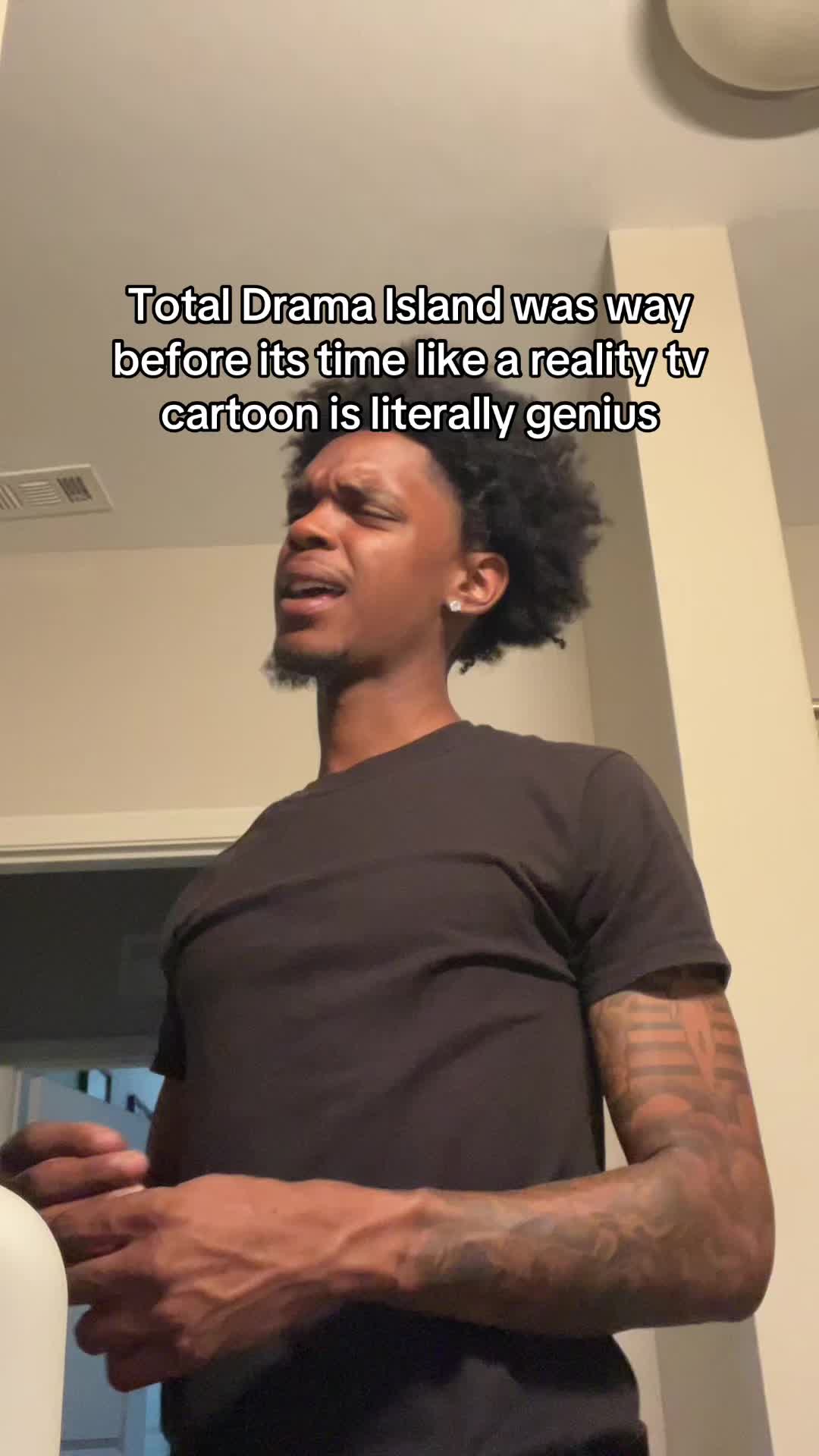 @iamChriss