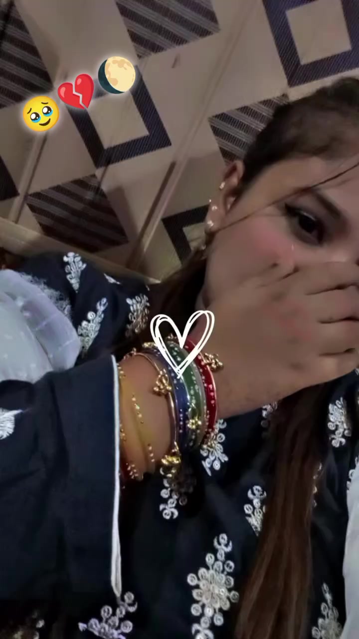 @Queen Sad..💔