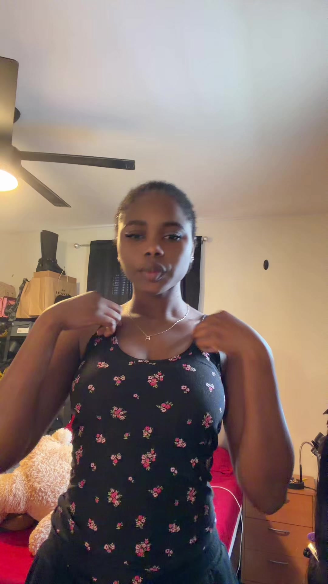 @Riyike✨🤎