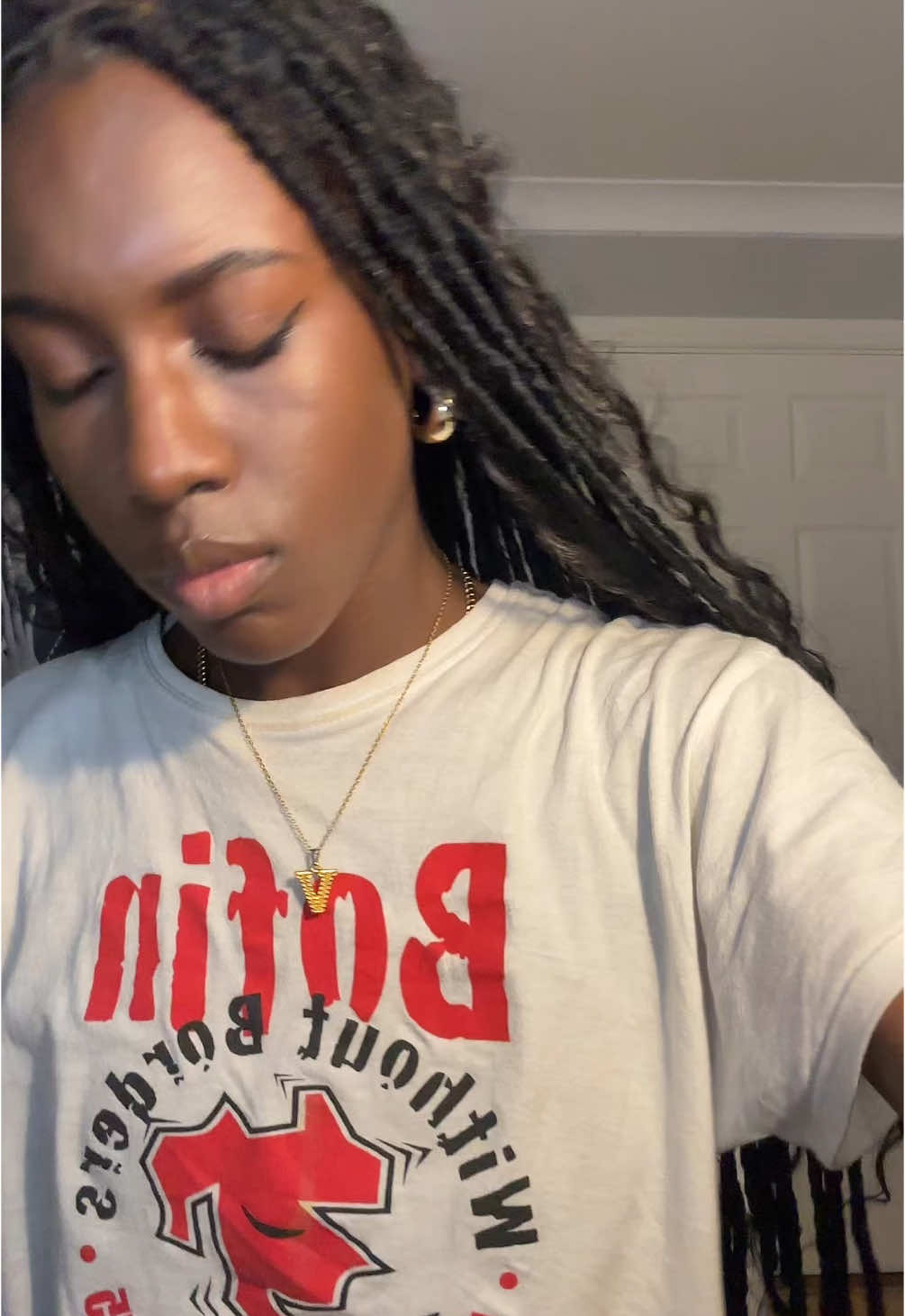 @v🗝️
