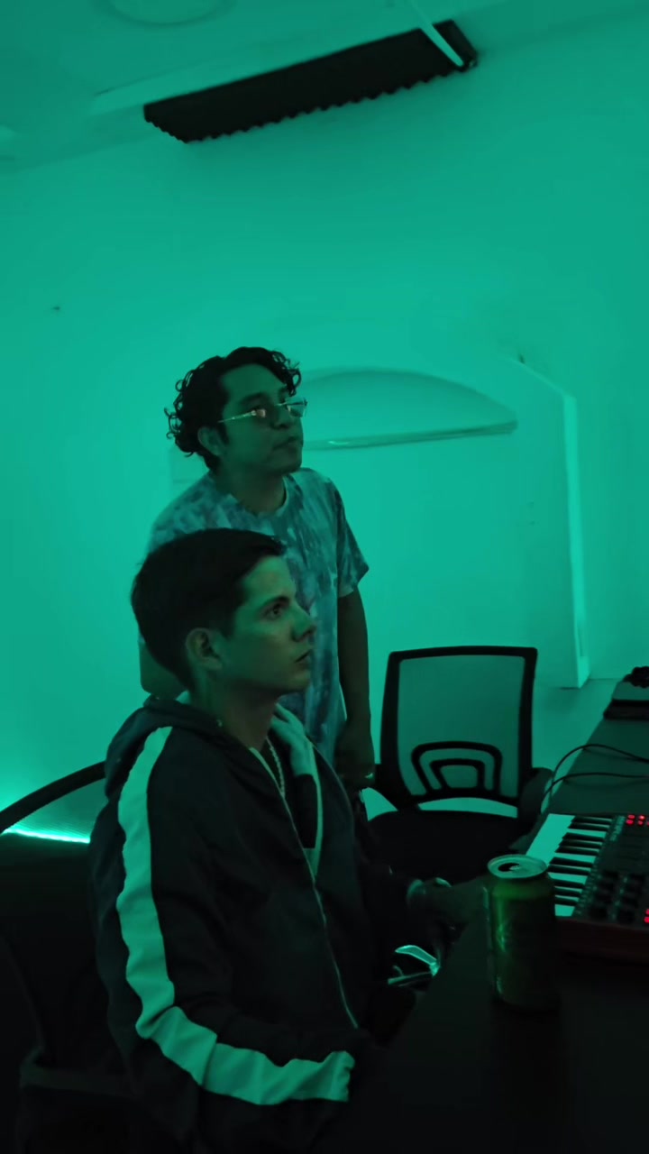 @Alex Logos