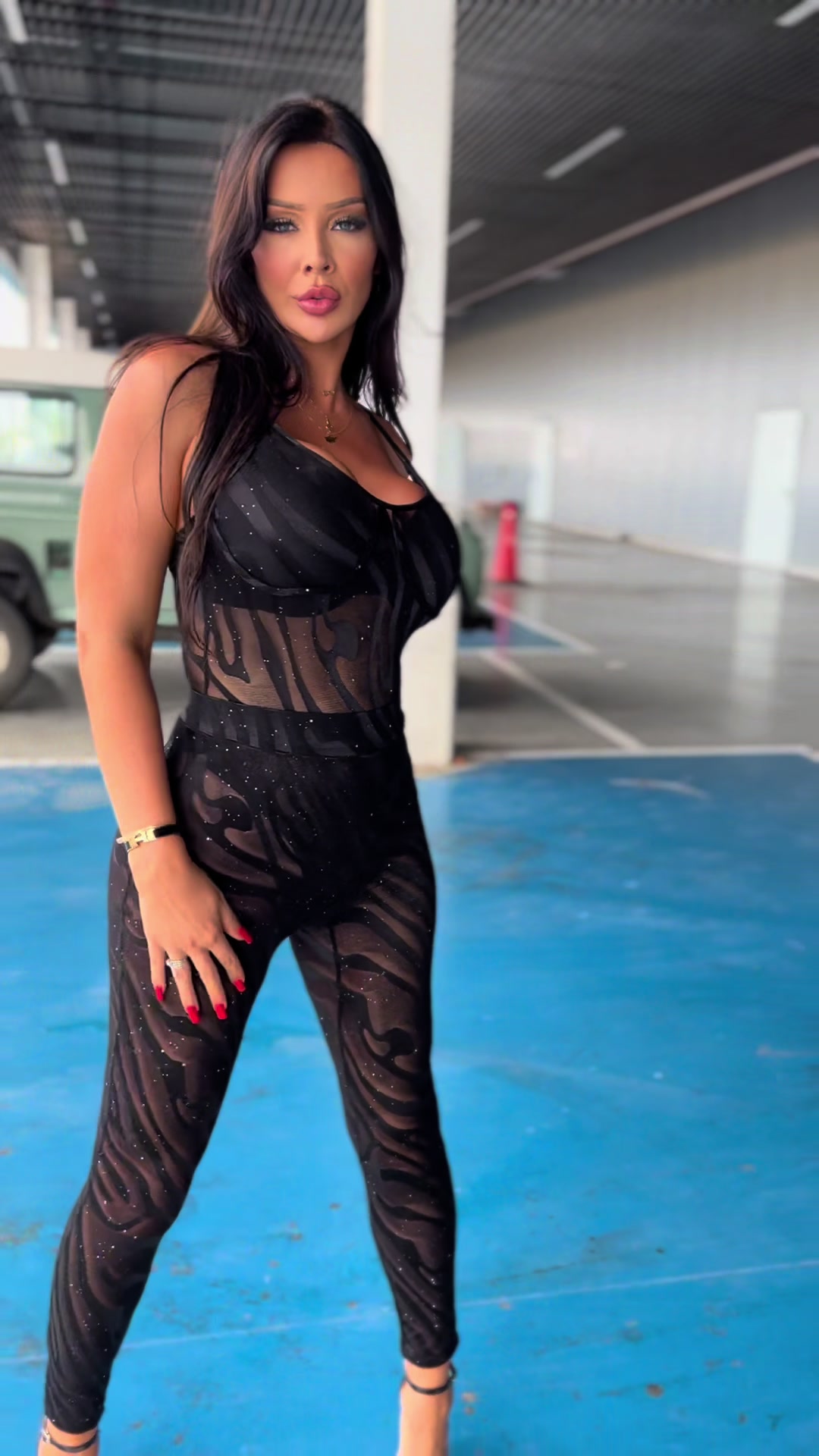 @Pariz Zianna in 4K 📸