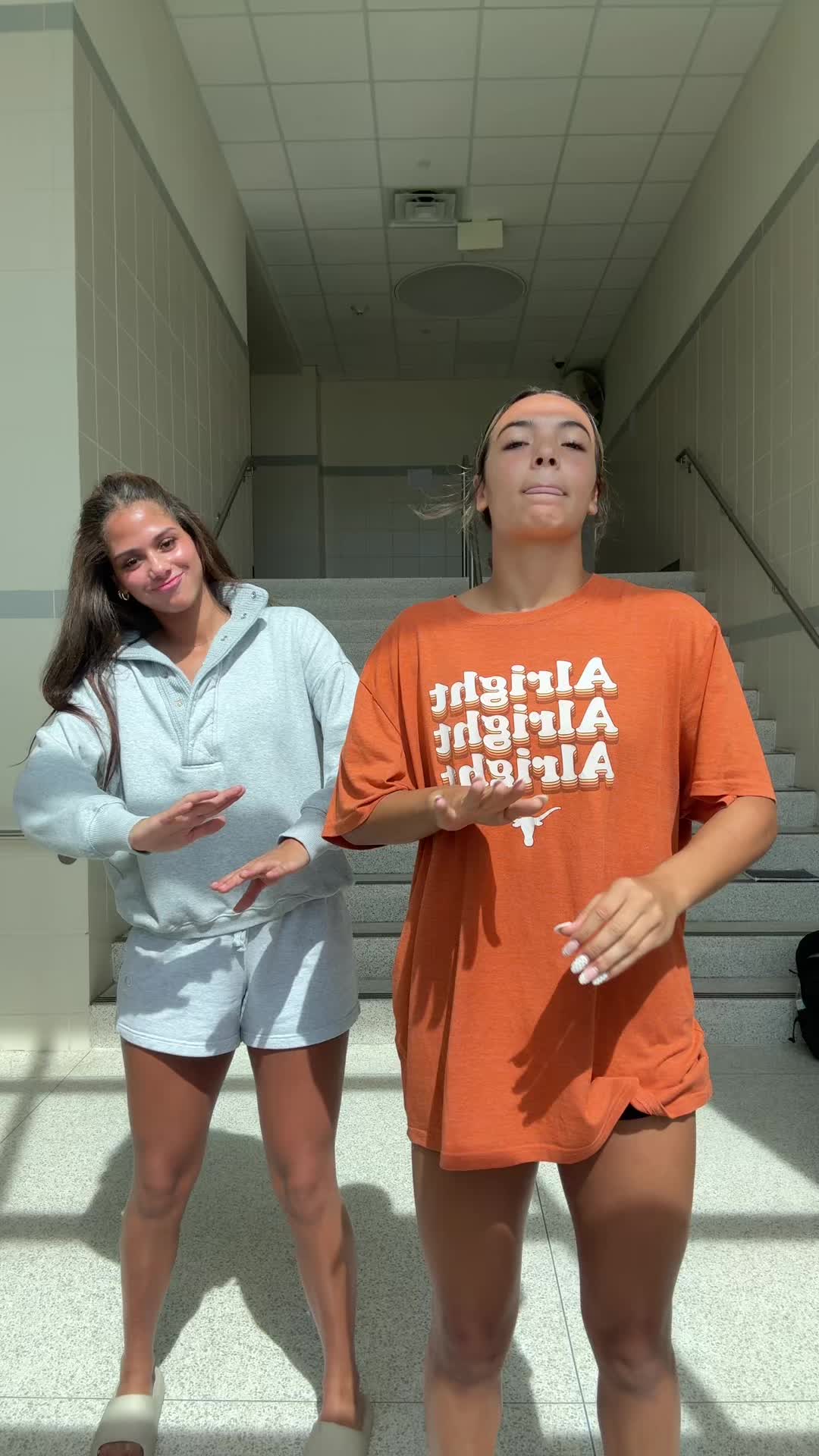 @🤫