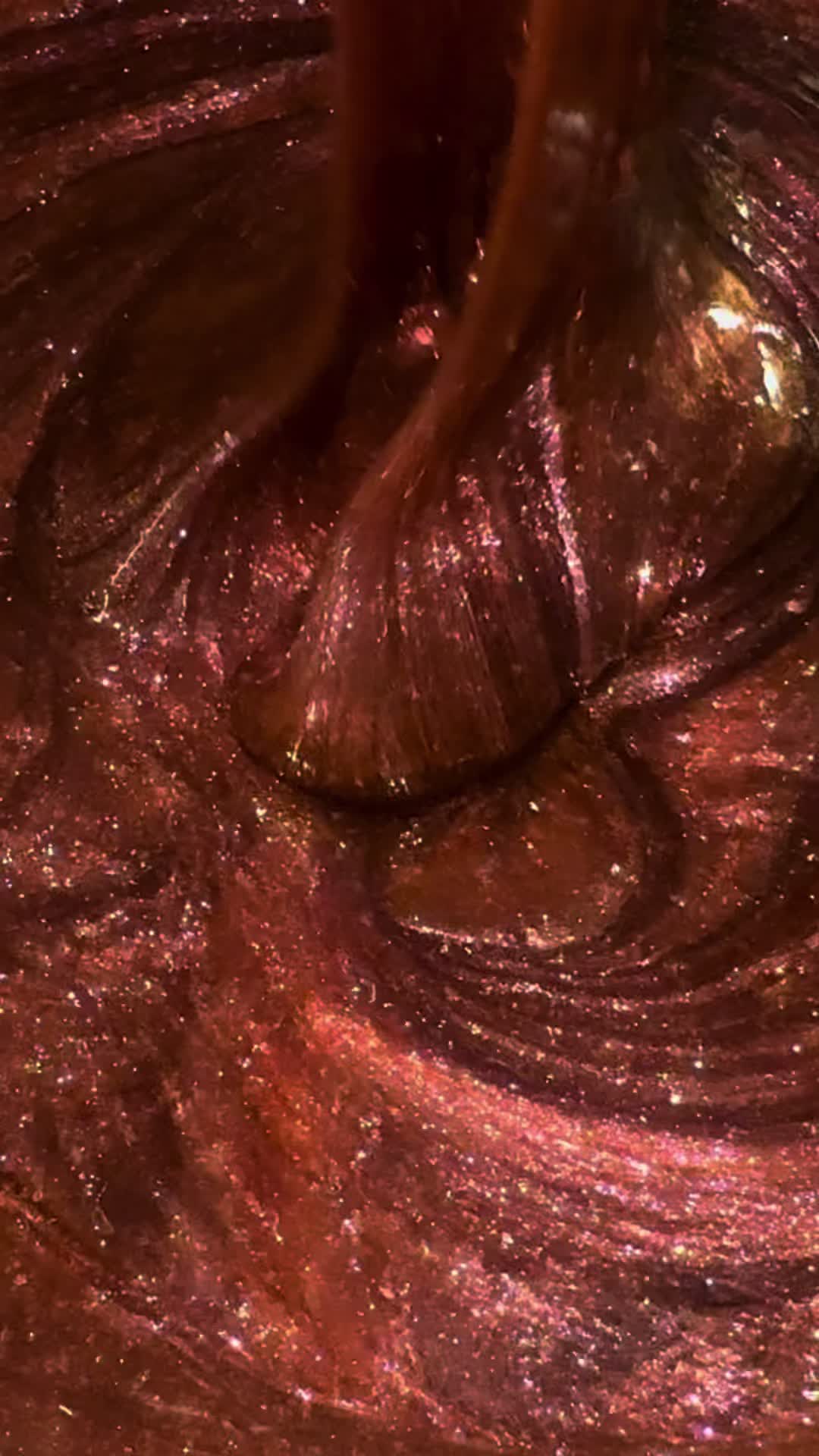 @Queencosmetics