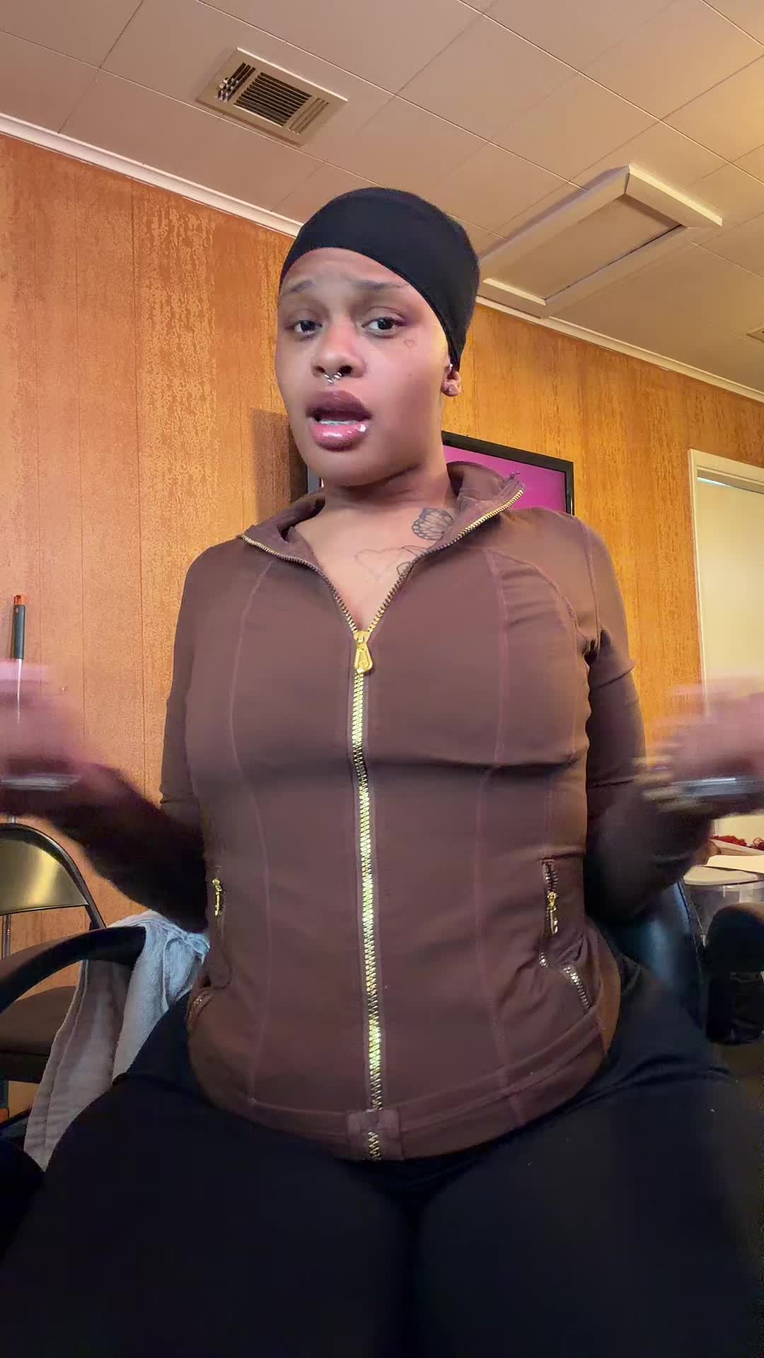 @iiamnicoleeeeee