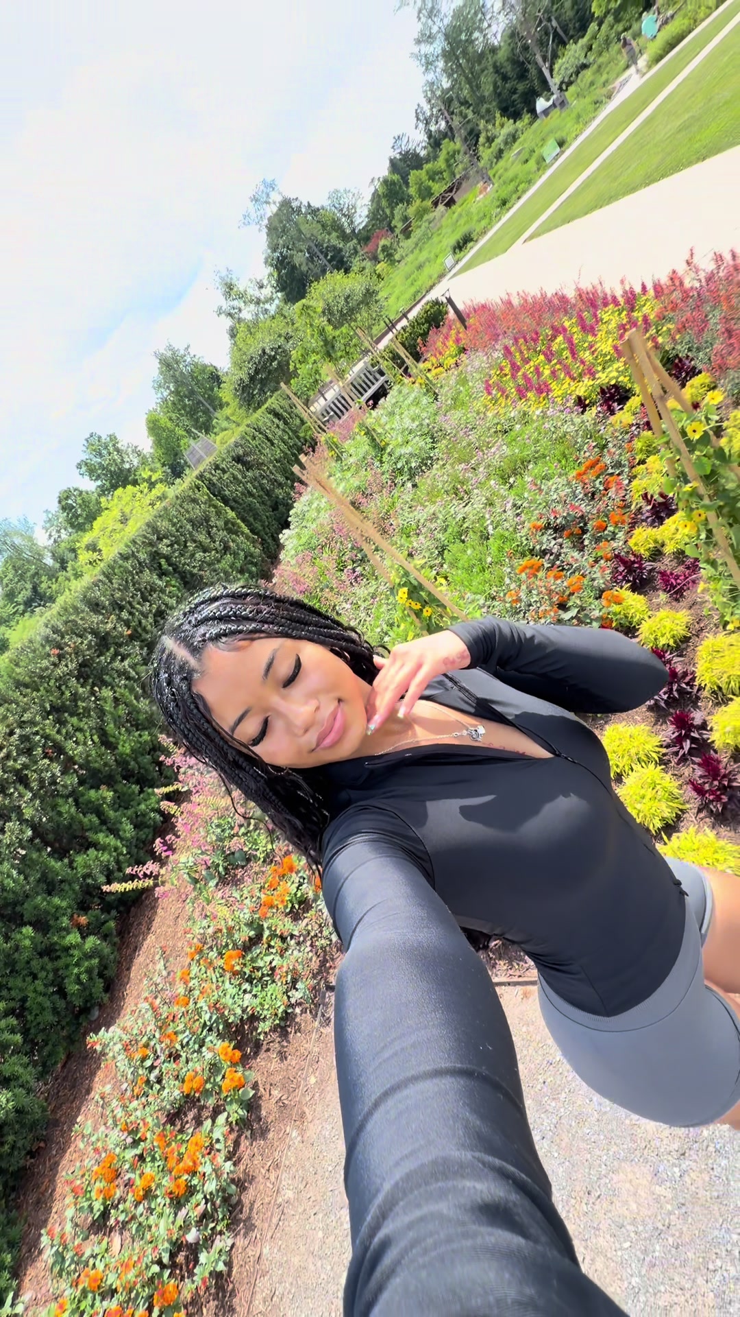 @thee.blasian