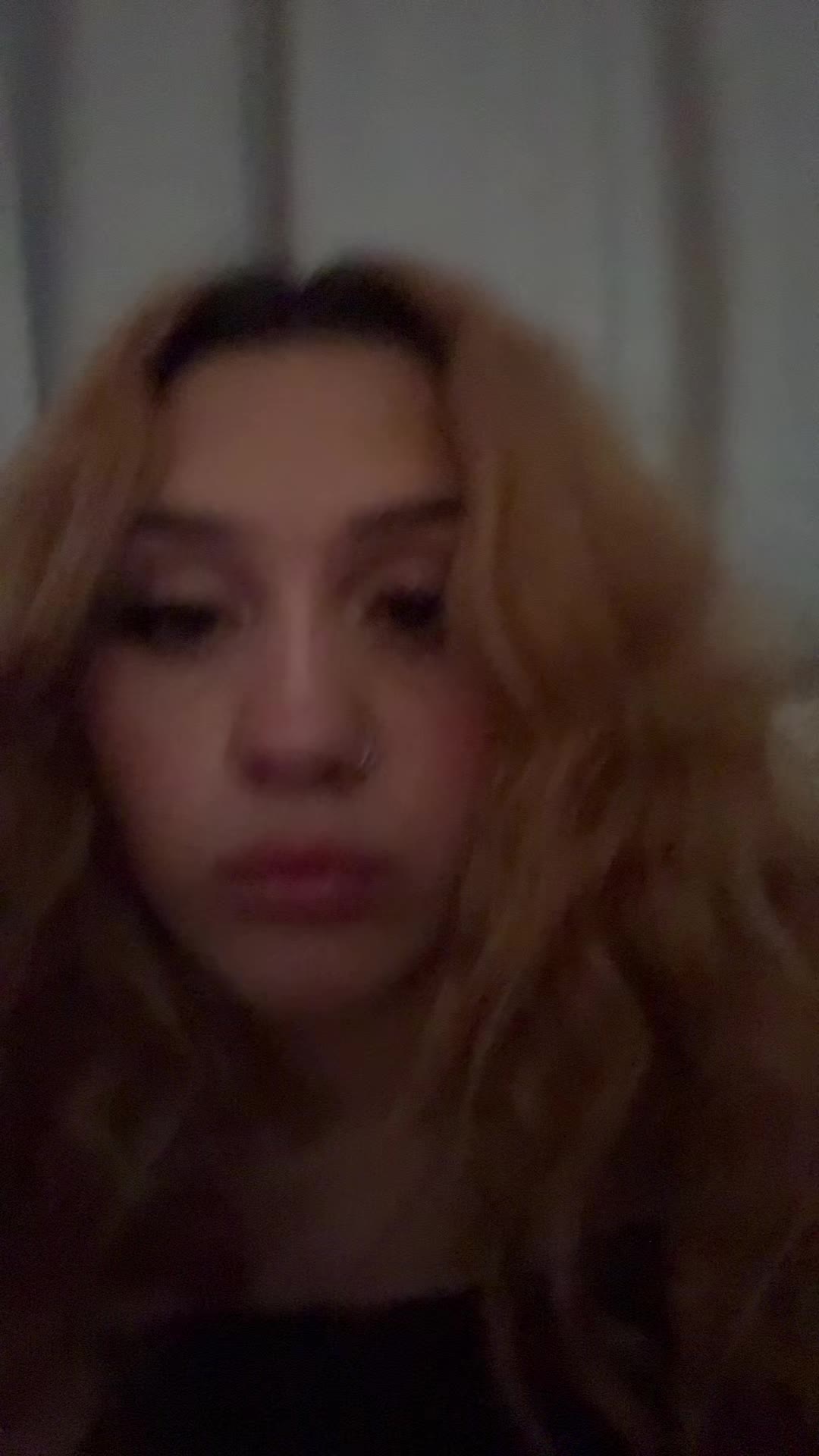@…