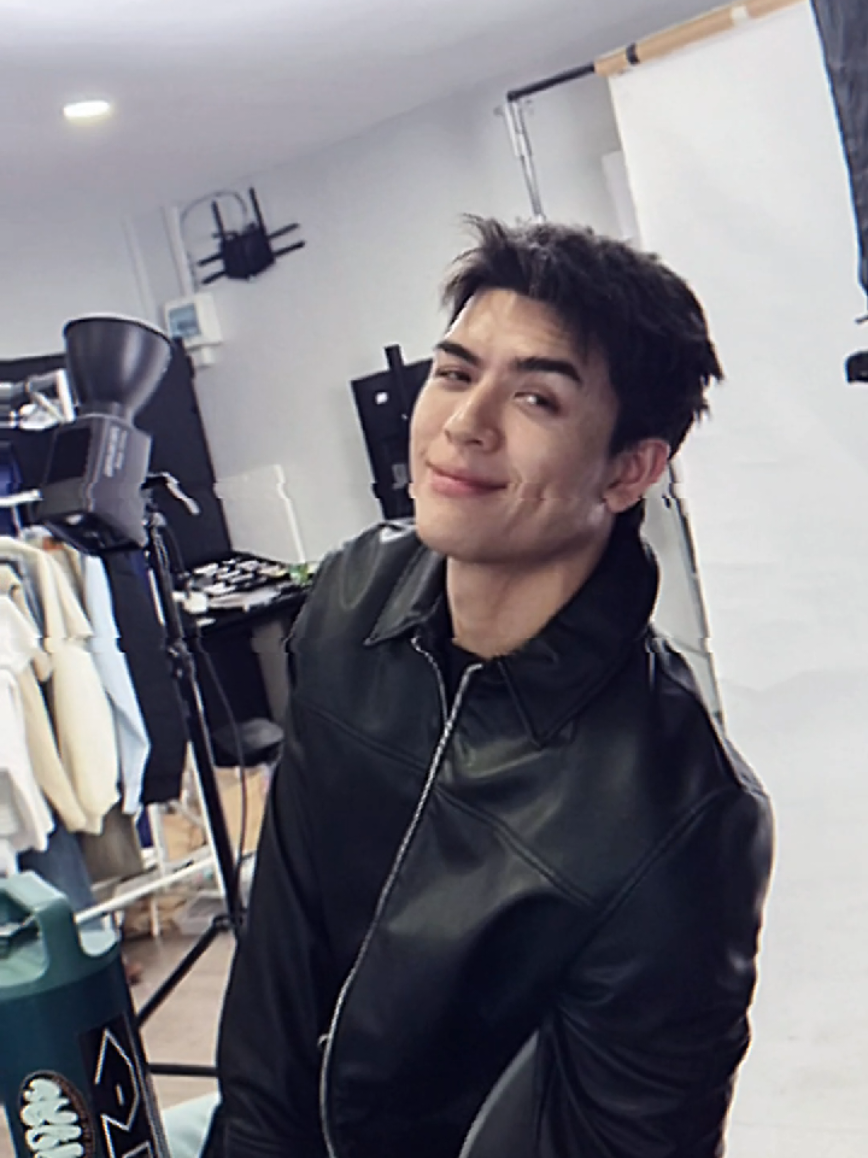 @JG🐻🐧(ㄚ卂ㄖ丨 卂尺乇卂)