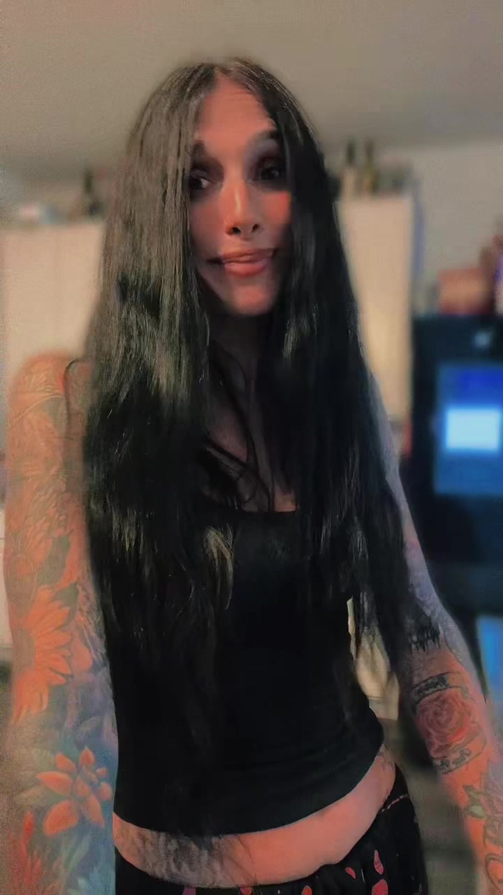 @Holly_Love