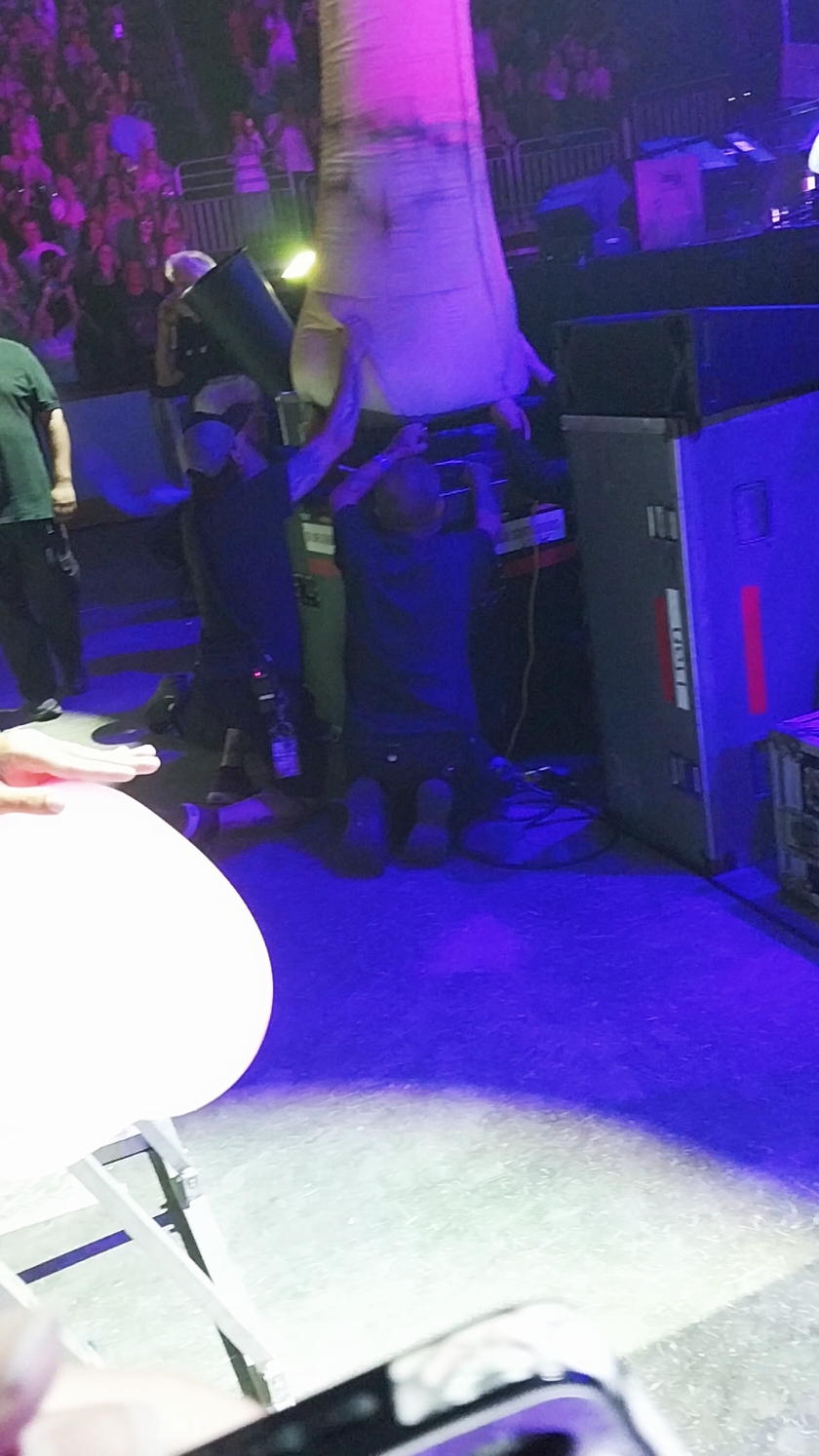 @𝘵𝘩𝘪𝘤𝘤𝘮𝘦𝘭𝘢𝘯𝘪𝘦&trade;