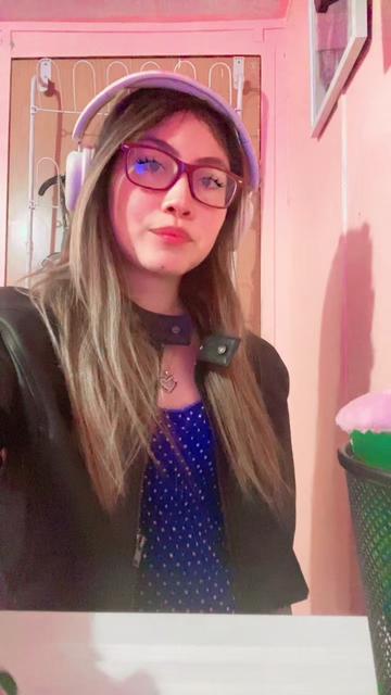 @💫🖤Ana Diaz 19💫🖤