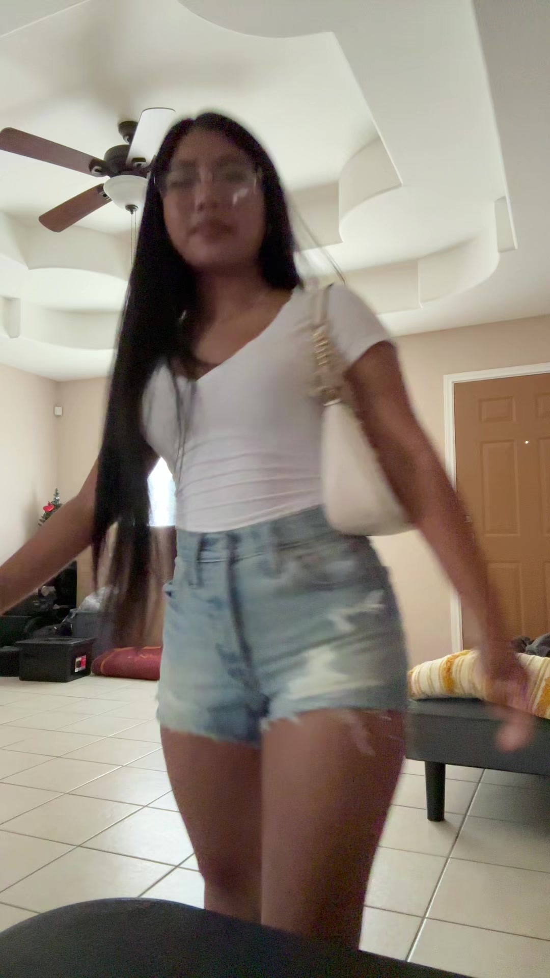 @whoisdisr