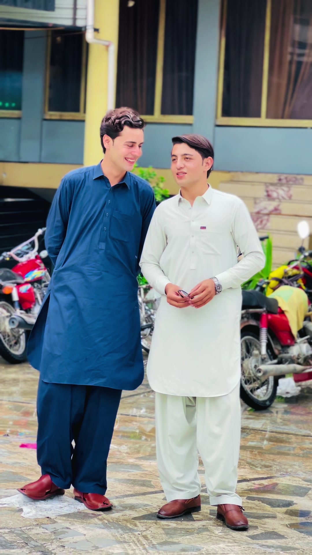 @UsMaN Bj