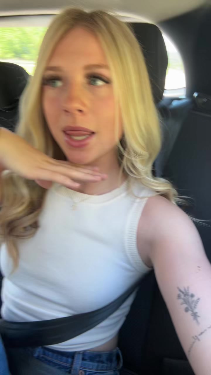 @living.it.up