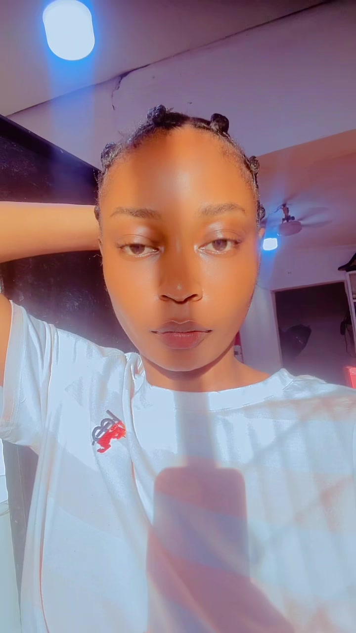 @Allyan 🦋