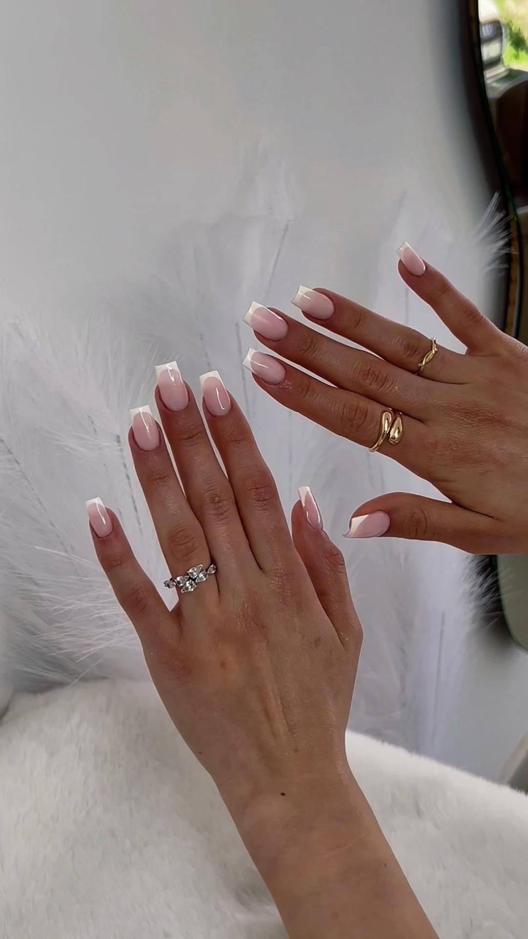 @romesa_nails