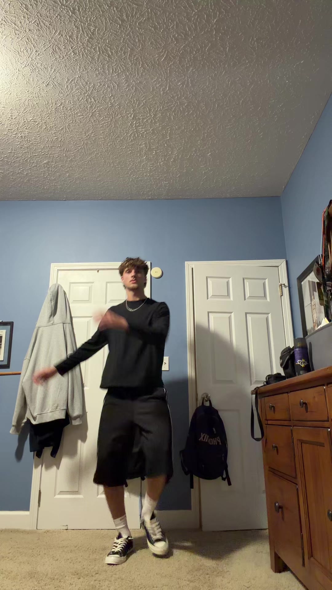@Uno