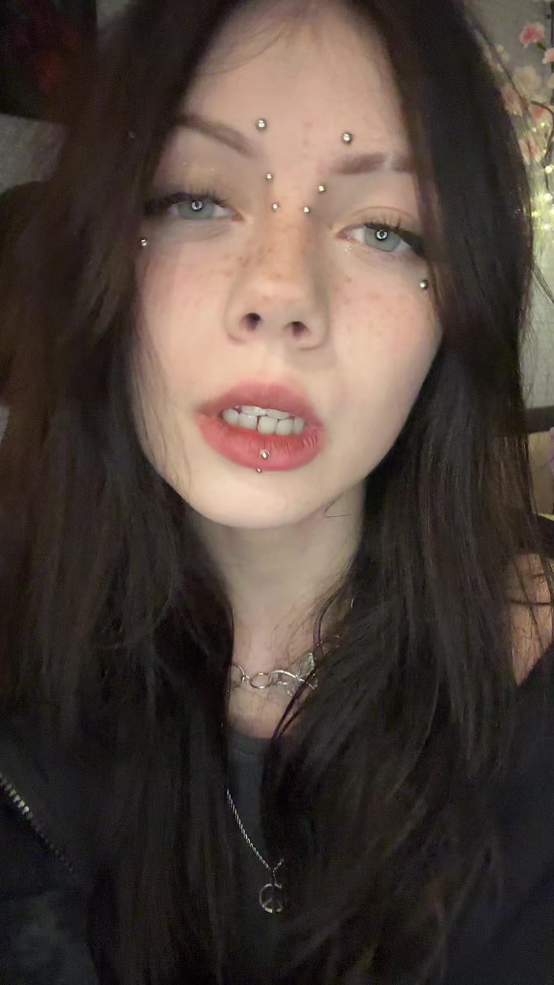 @Алиска Авангардова