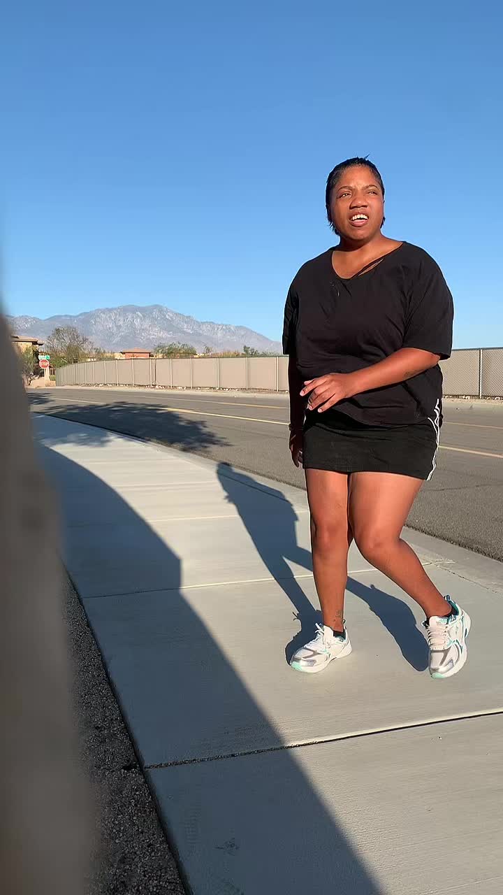 @mommyQalyn