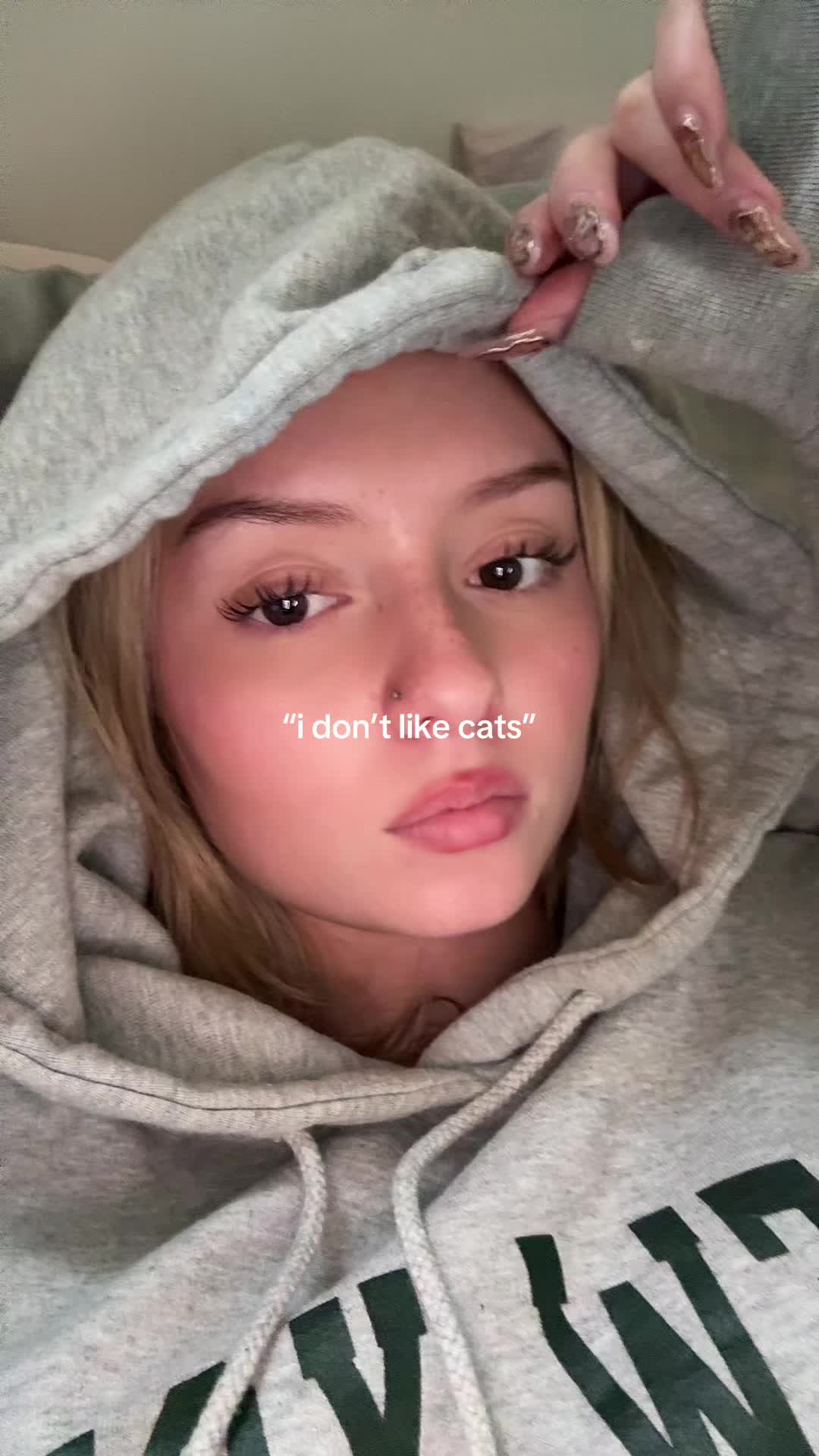 @chloe
