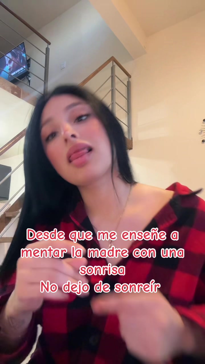 @Itzel Glz👑✨